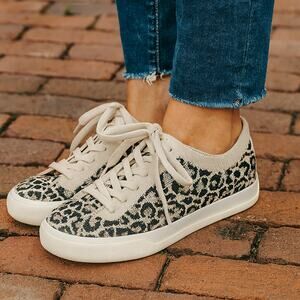 Rothy's SZ 5 Little Desert Cat Lace Up Sneakers